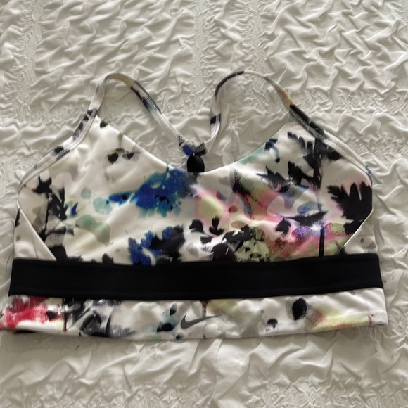 Nike Dry fit Sport Bra - Picture 7 of 7